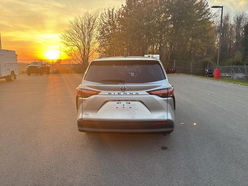 used 2022 Toyota Sienna car, priced at $38,371