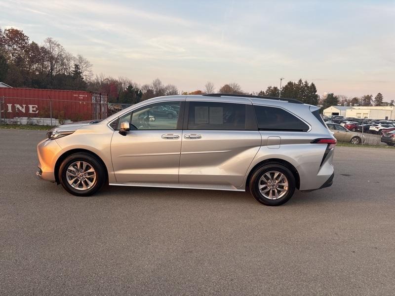 used 2022 Toyota Sienna car, priced at $38,371