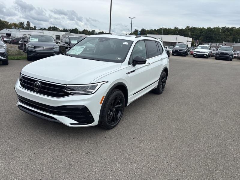 new 2024 Volkswagen Tiguan car, priced at $35,199