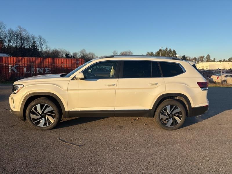 new 2025 Volkswagen Atlas car, priced at $48,499