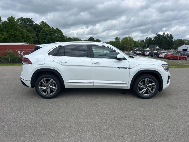 new 2024 Volkswagen Atlas Cross Sport car, priced at $46,799