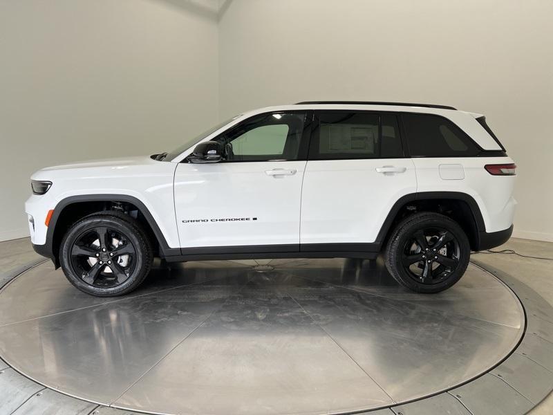 new 2024 Jeep Grand Cherokee car, priced at $43,403