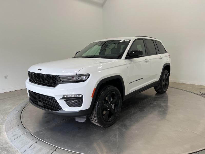 new 2024 Jeep Grand Cherokee car, priced at $43,403