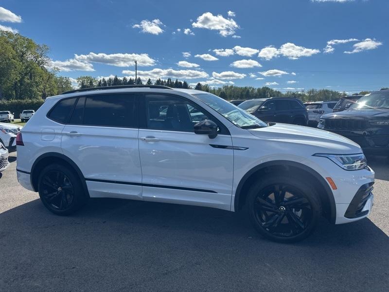 new 2024 Volkswagen Tiguan car, priced at $34,999