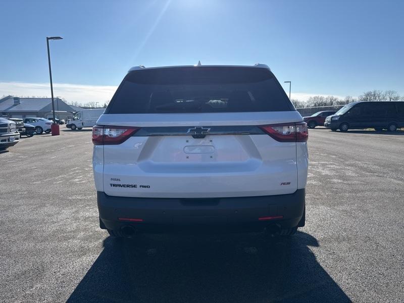 used 2021 Chevrolet Traverse car, priced at $25,168