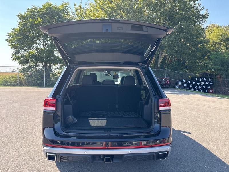 new 2024 Volkswagen Atlas car, priced at $43,899