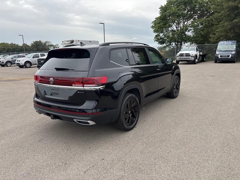 new 2024 Volkswagen Atlas car, priced at $42,199