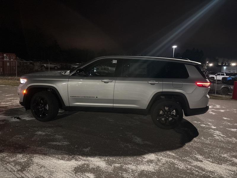 new 2025 Jeep Grand Cherokee L car, priced at $47,003