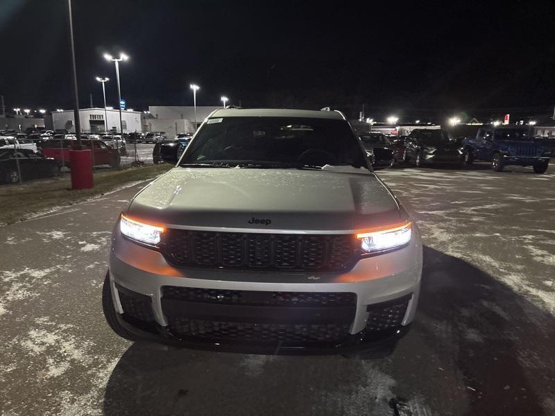 new 2025 Jeep Grand Cherokee L car, priced at $47,003