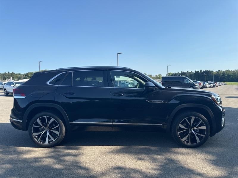 new 2024 Volkswagen Atlas Cross Sport car, priced at $49,299