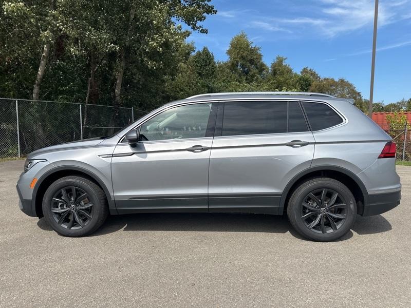 new 2024 Volkswagen Tiguan car, priced at $31,599