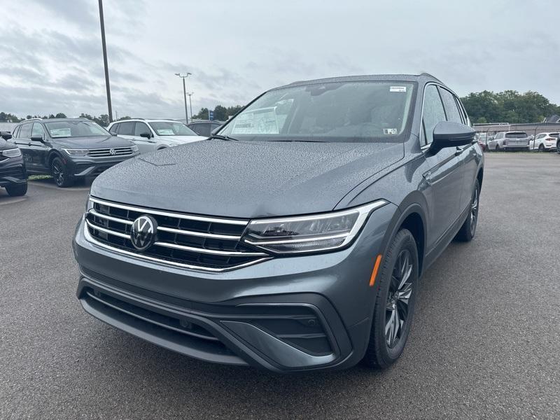 new 2024 Volkswagen Tiguan car, priced at $32,699