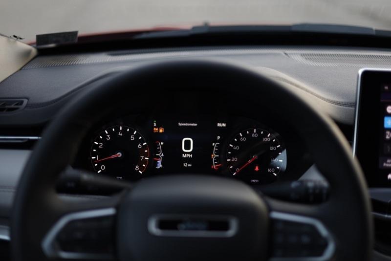 new 2025 Jeep Compass car, priced at $28,935