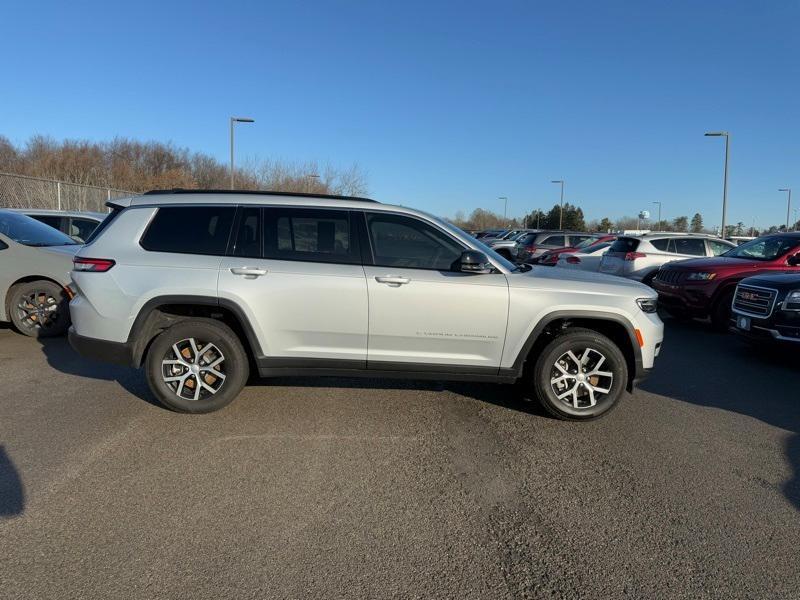 used 2024 Jeep Grand Cherokee L car, priced at $45,529