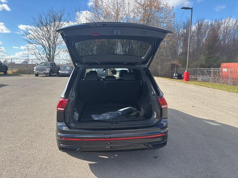 new 2024 Volkswagen Tiguan car, priced at $34,499