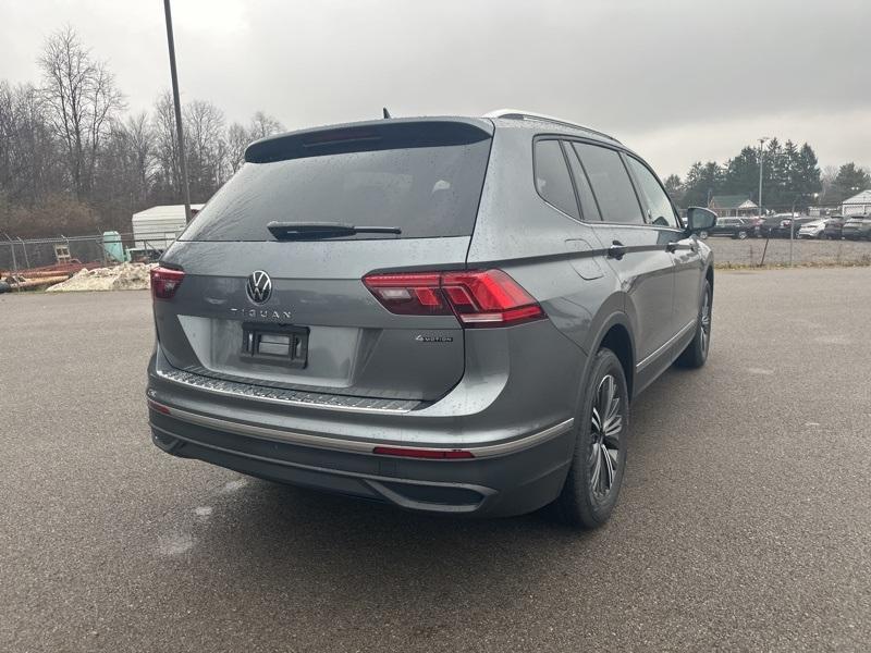 new 2024 Volkswagen Tiguan car, priced at $31,999