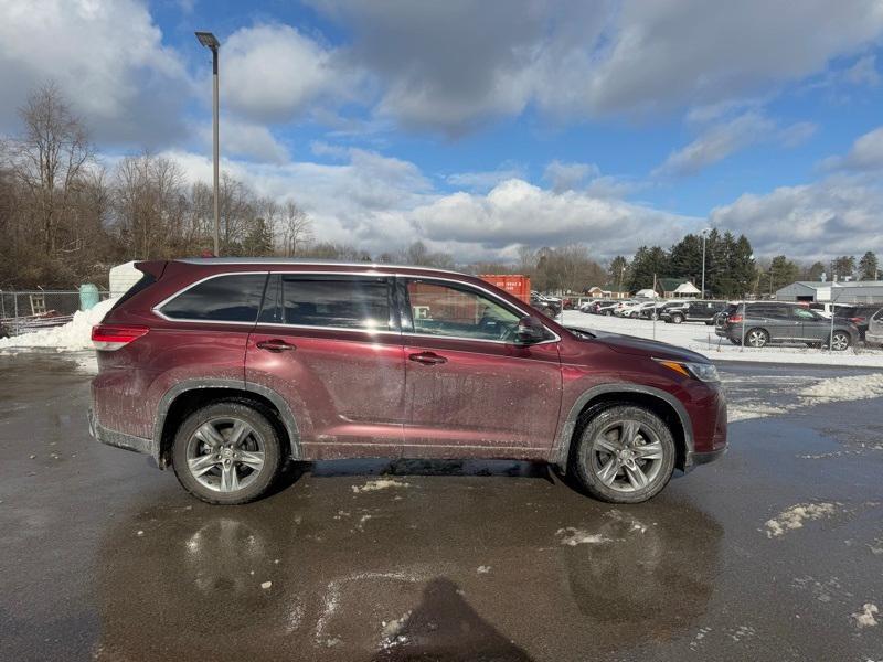 used 2017 Toyota Highlander car, priced at $29,543