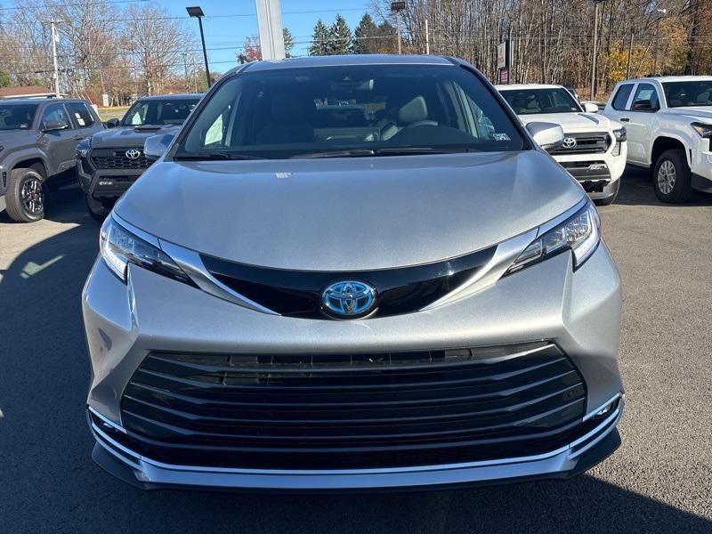 new 2025 Toyota Sienna car, priced at $56,309