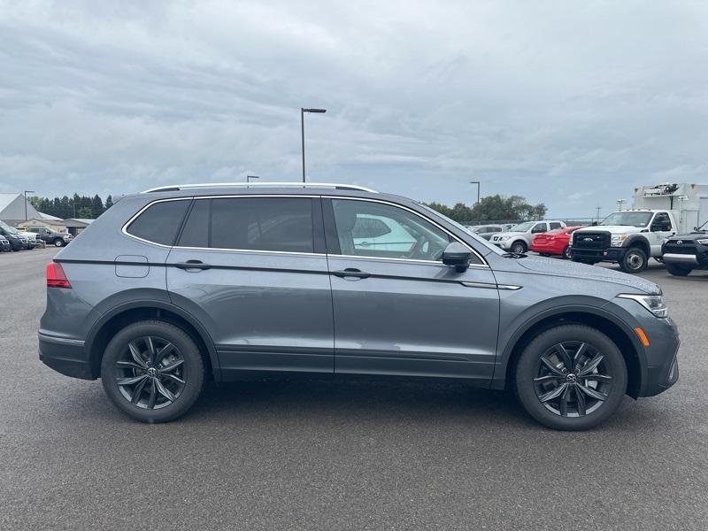 new 2024 Volkswagen Tiguan car, priced at $32,899