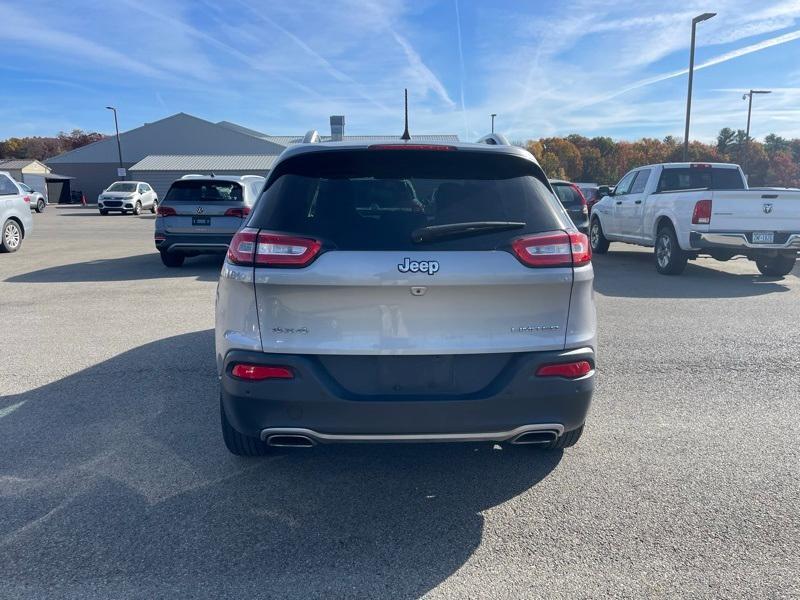 used 2016 Jeep Cherokee car, priced at $14,371