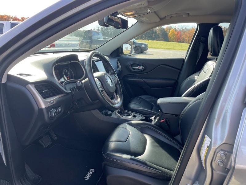 used 2016 Jeep Cherokee car, priced at $14,371