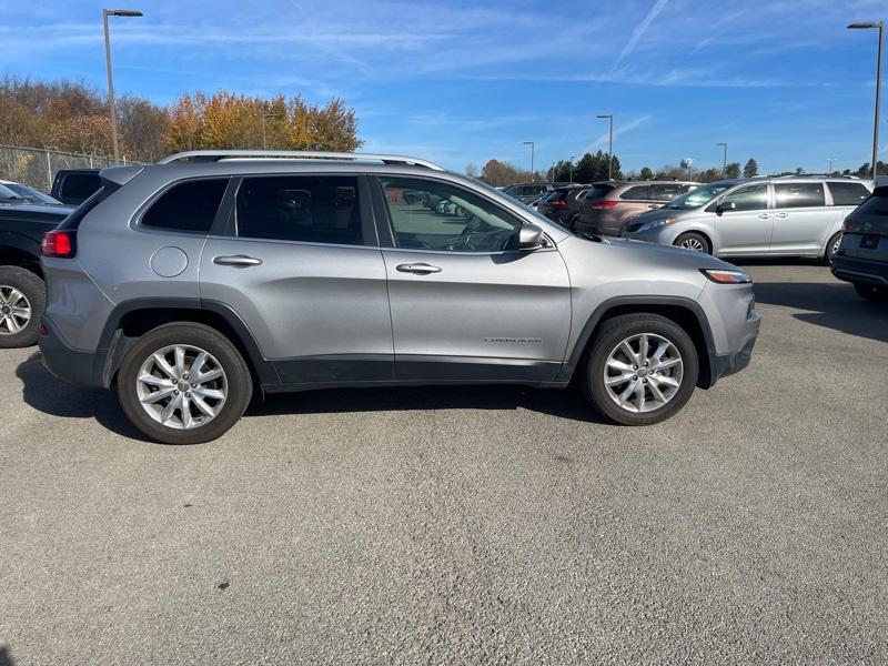 used 2016 Jeep Cherokee car, priced at $14,371