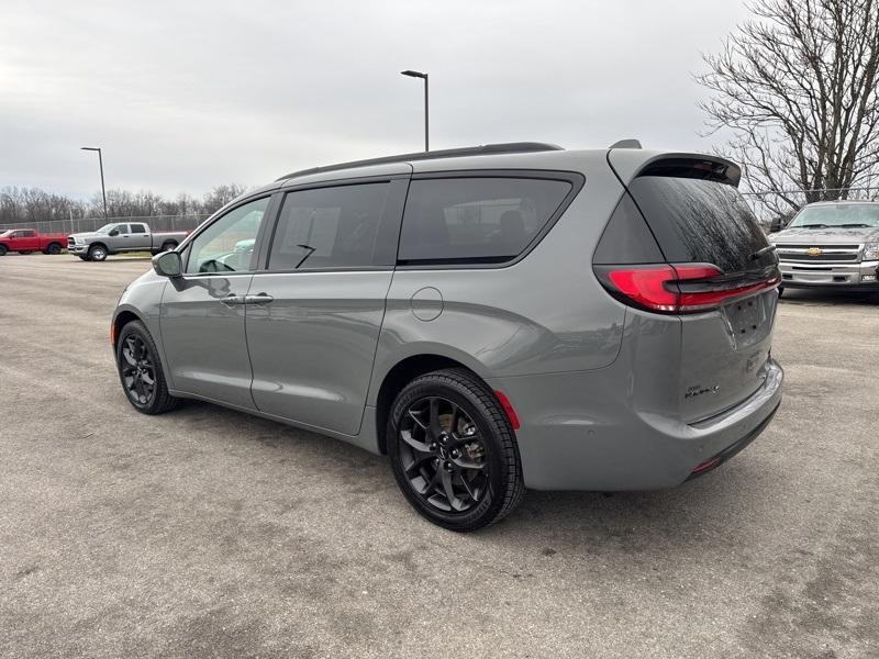 used 2022 Chrysler Pacifica car, priced at $36,987