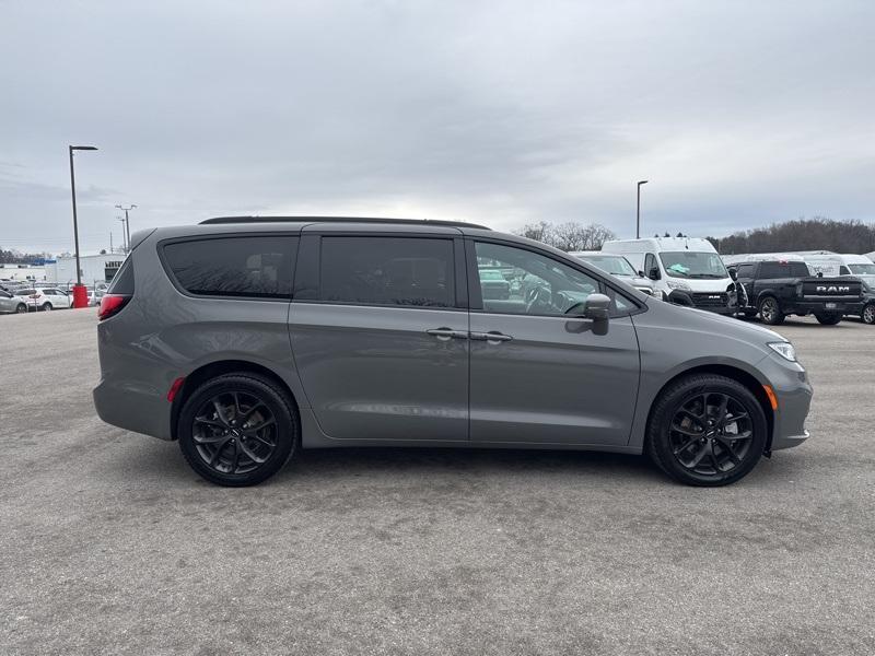 used 2022 Chrysler Pacifica car, priced at $36,987