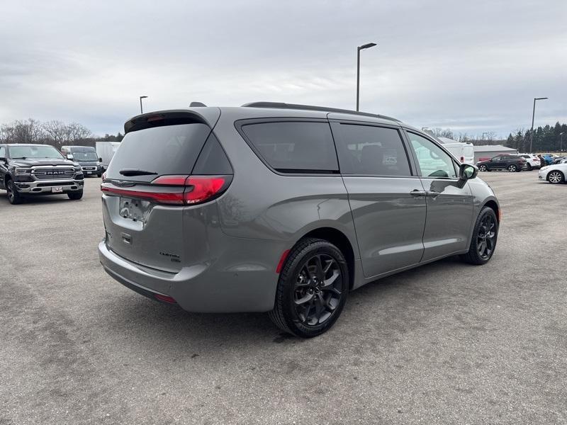 used 2022 Chrysler Pacifica car, priced at $36,987