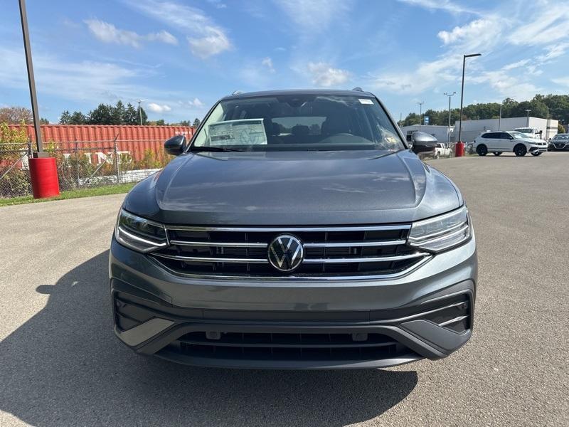 new 2024 Volkswagen Tiguan car, priced at $32,699