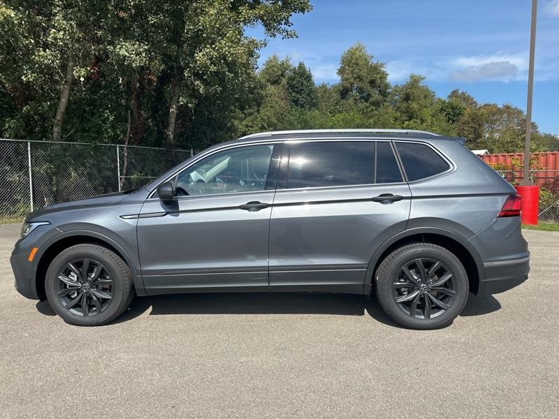 new 2024 Volkswagen Tiguan car, priced at $32,699