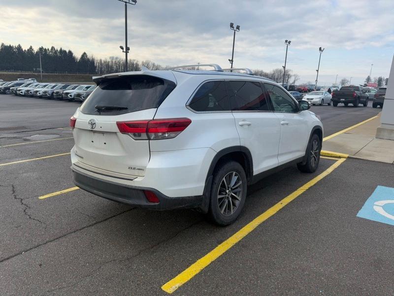 used 2019 Toyota Highlander car, priced at $25,467