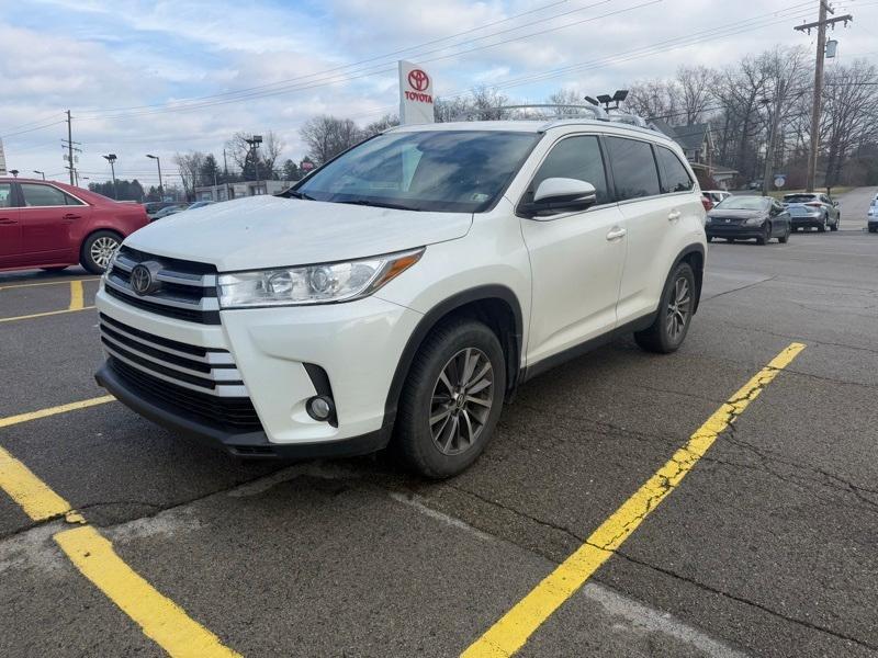 used 2019 Toyota Highlander car, priced at $25,467