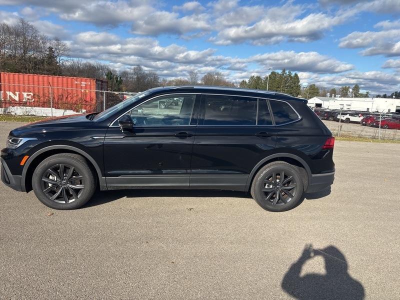 new 2024 Volkswagen Tiguan car, priced at $32,699