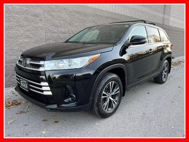 used 2019 Toyota Highlander car, priced at $22,995