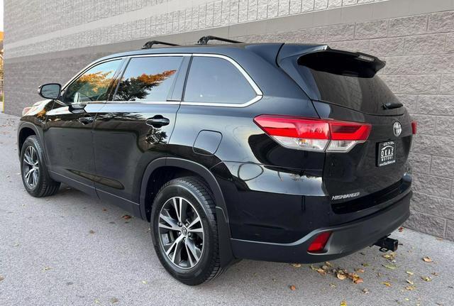 used 2019 Toyota Highlander car, priced at $22,995