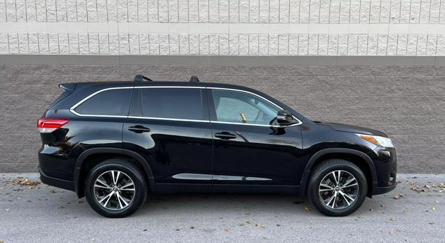 used 2019 Toyota Highlander car, priced at $22,995