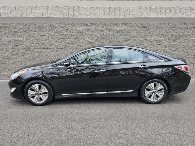 used 2014 Hyundai Sonata Hybrid car, priced at $12,495