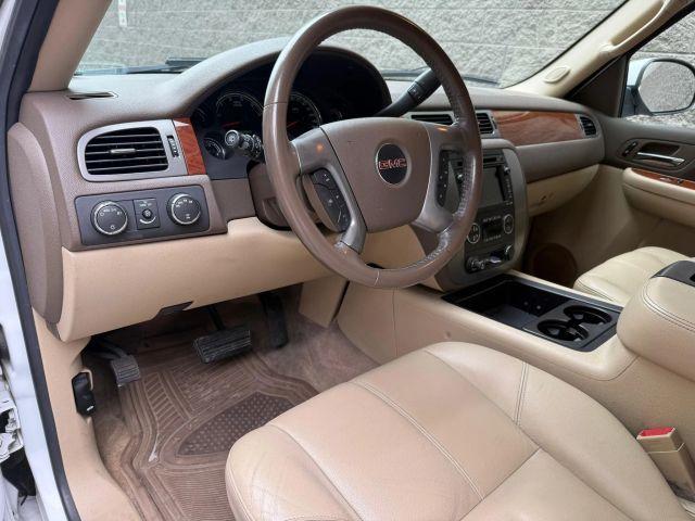 used 2008 GMC Yukon Hybrid car, priced at $16,495