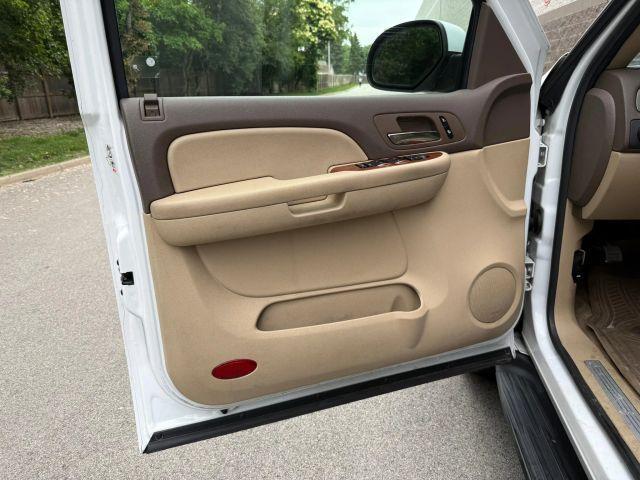 used 2008 GMC Yukon Hybrid car, priced at $16,495