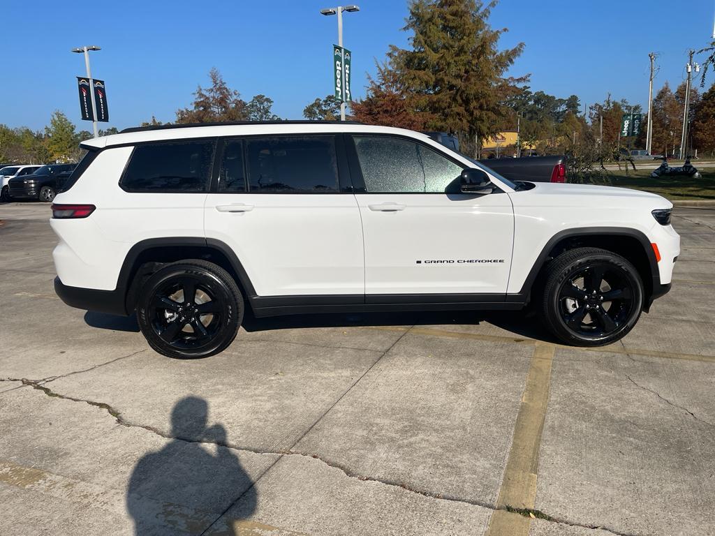 new 2025 Jeep Grand Cherokee L car, priced at $43,275