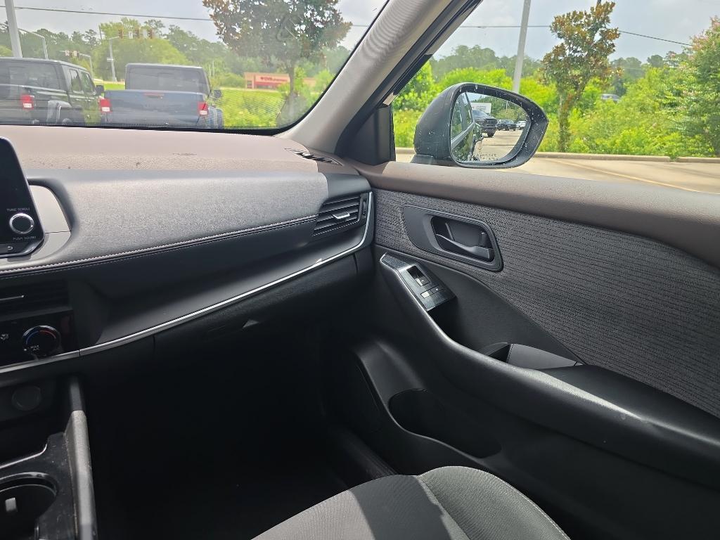 used 2023 Nissan Rogue car, priced at $19,995