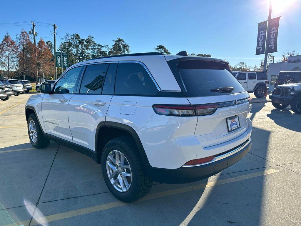 new 2025 Jeep Grand Cherokee car, priced at $36,575