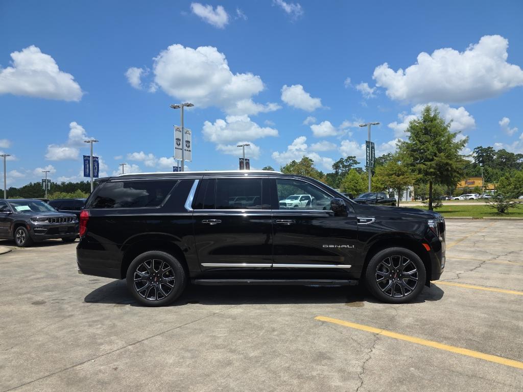 used 2023 GMC Yukon XL car, priced at $68,895