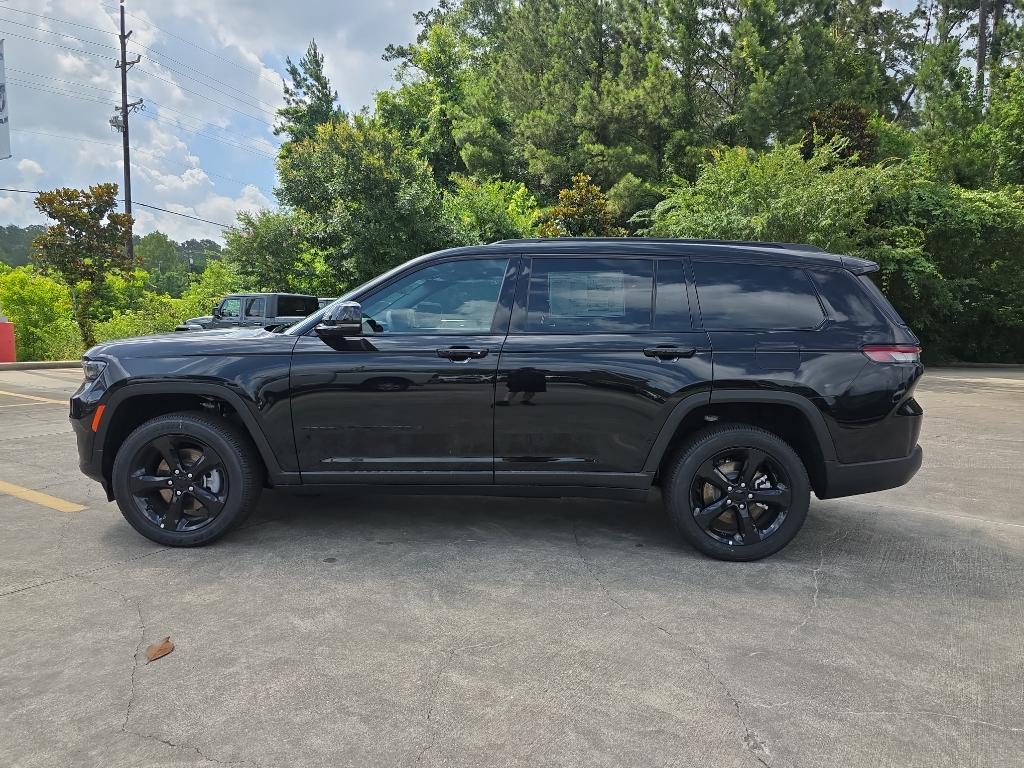 new 2025 Jeep Grand Cherokee L car, priced at $40,670