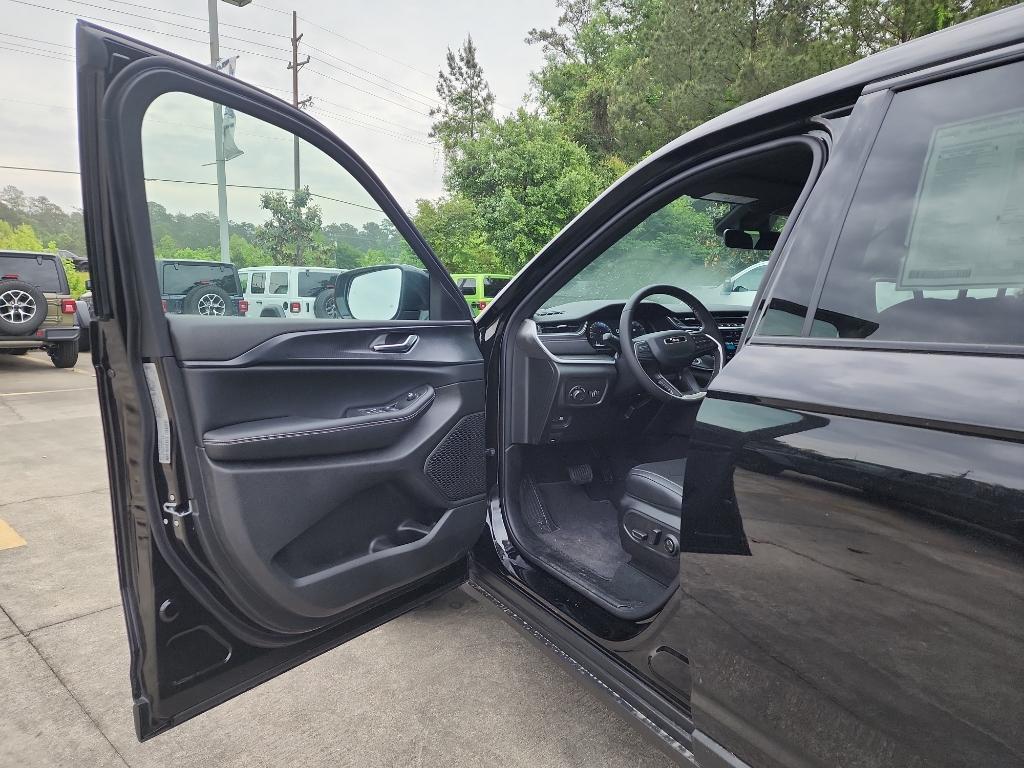 new 2025 Jeep Grand Cherokee L car, priced at $46,170