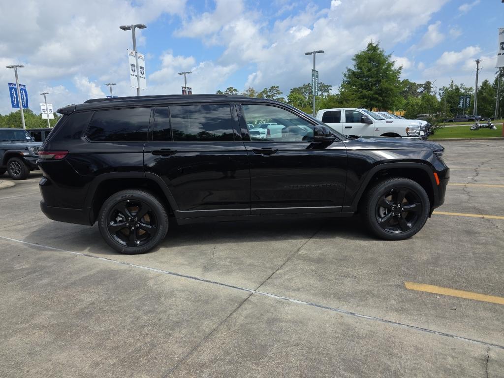 new 2025 Jeep Grand Cherokee L car, priced at $40,670