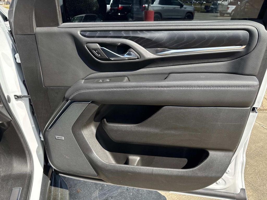 used 2023 GMC Yukon car, priced at $61,597