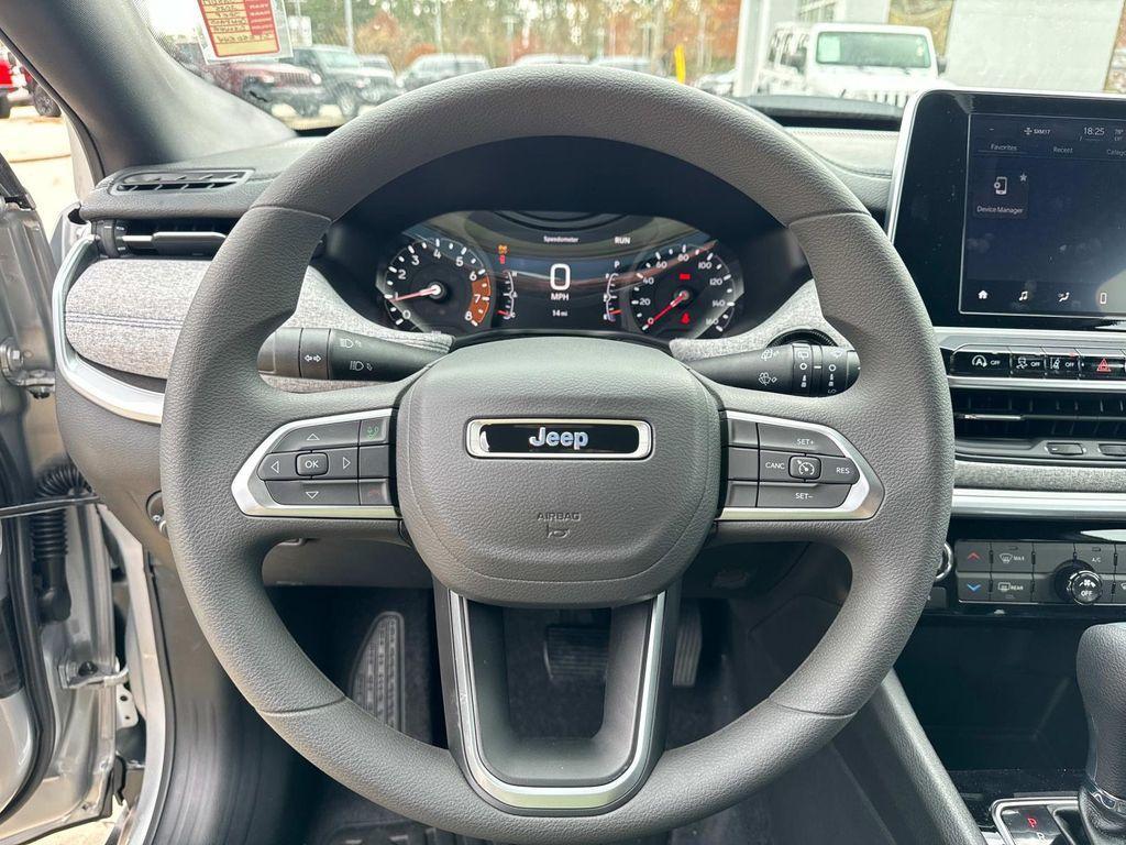 new 2025 Jeep Compass car, priced at $22,995