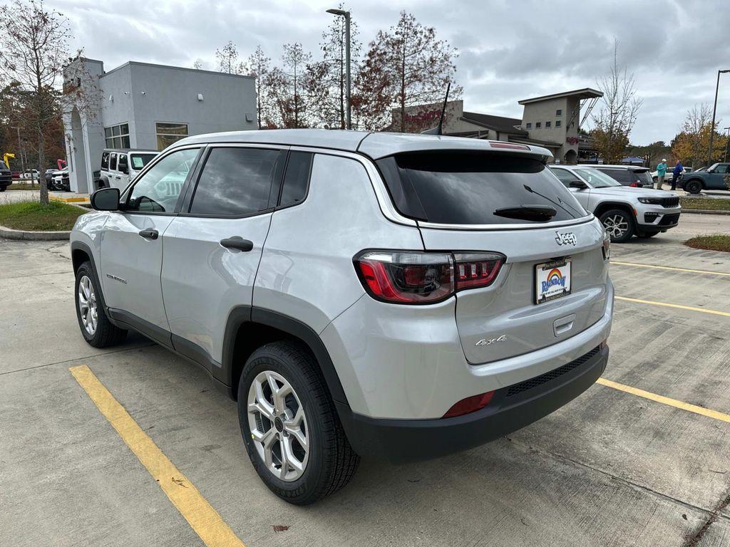 new 2025 Jeep Compass car, priced at $22,995